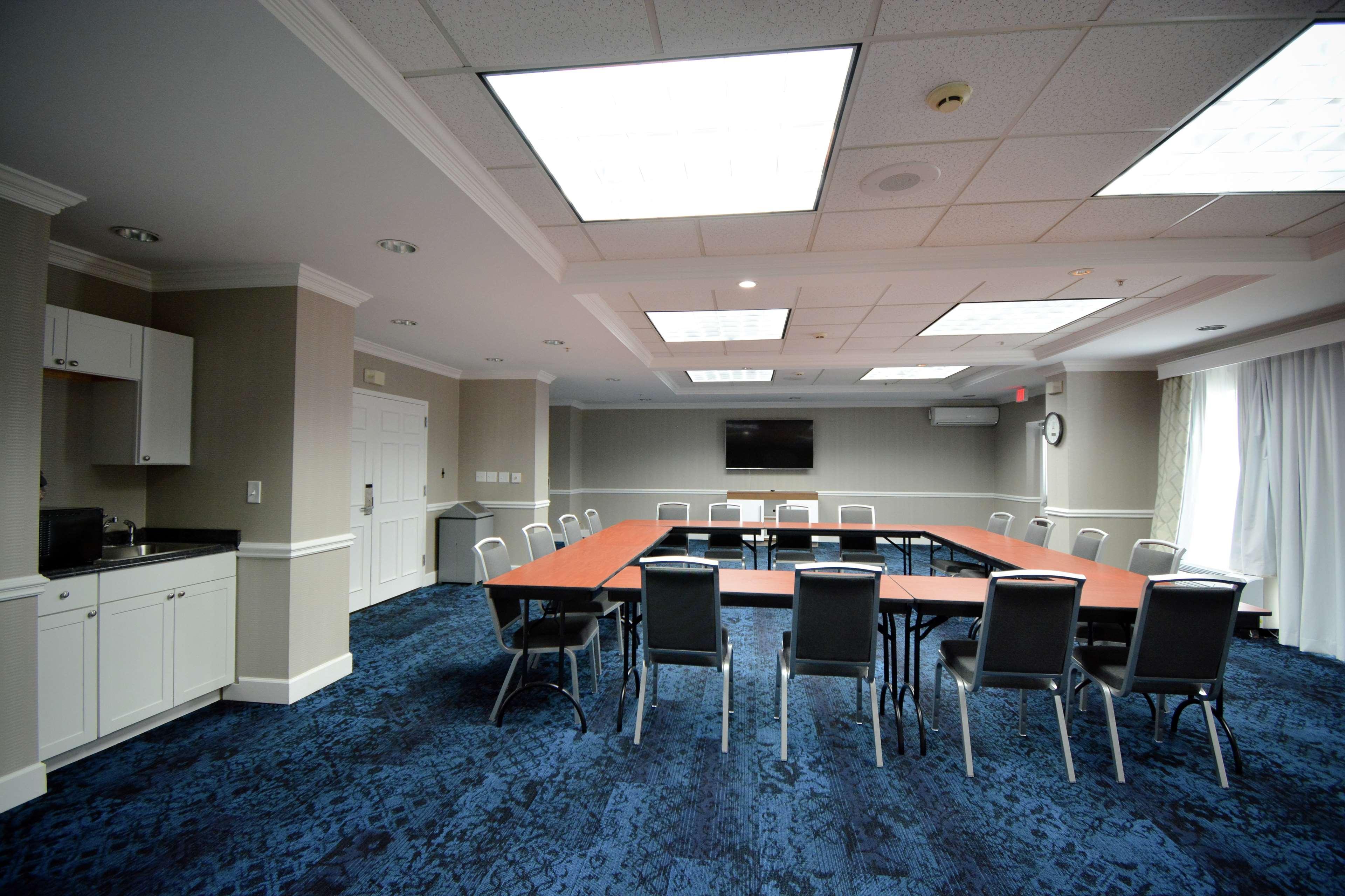 Hampton Inn Salem East - Electric Road Экстерьер фото