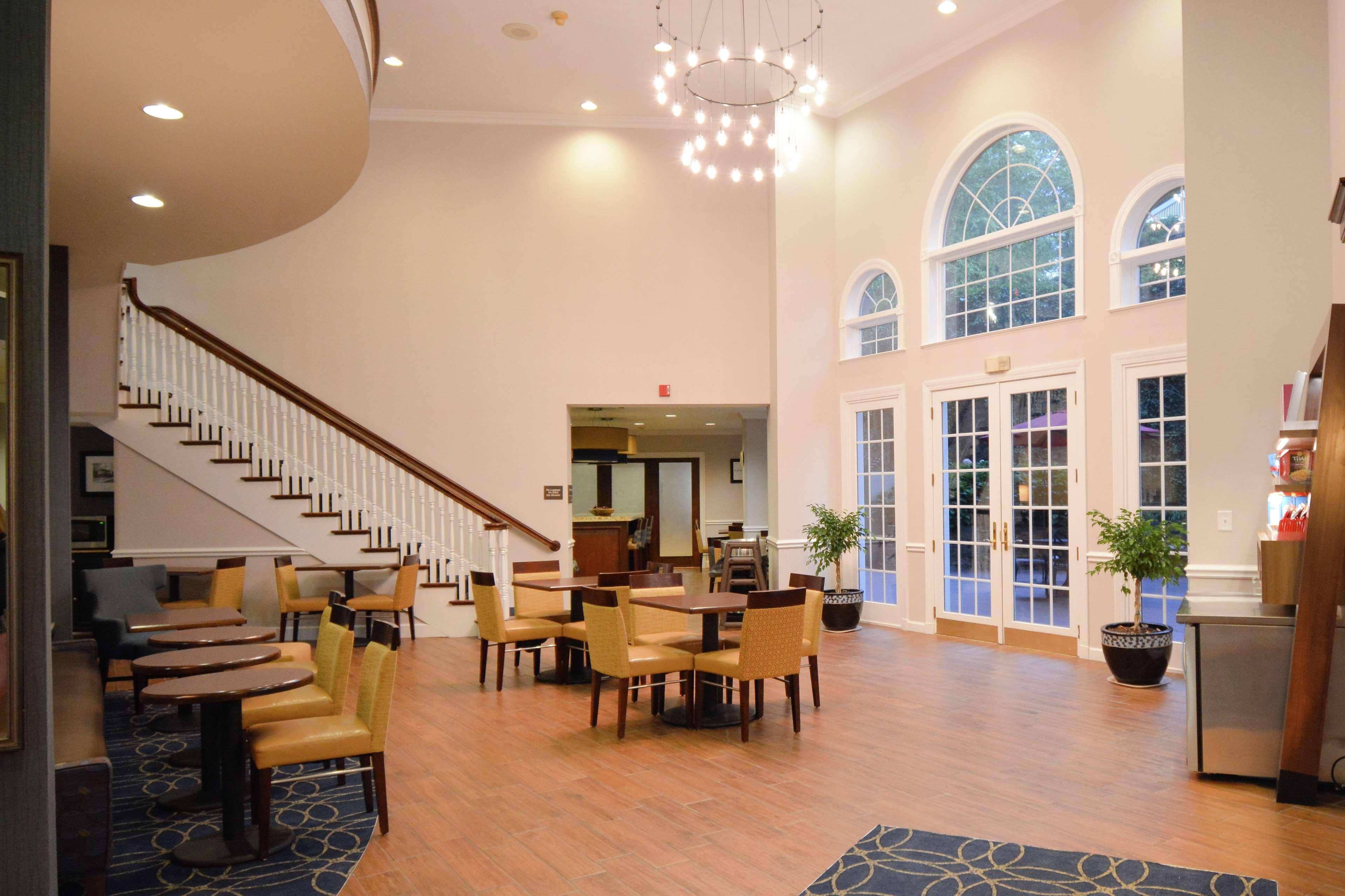 Hampton Inn Salem East - Electric Road Экстерьер фото
