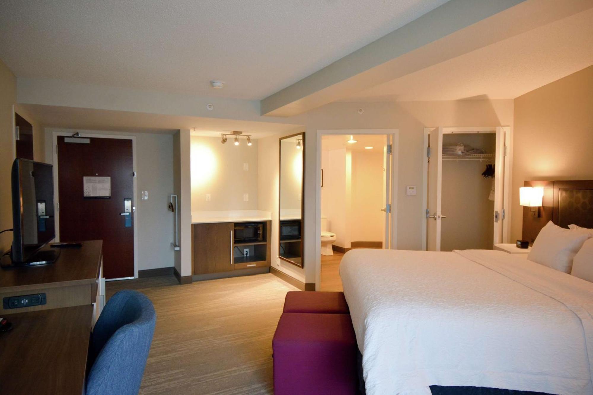 Hampton Inn Salem East - Electric Road Экстерьер фото
